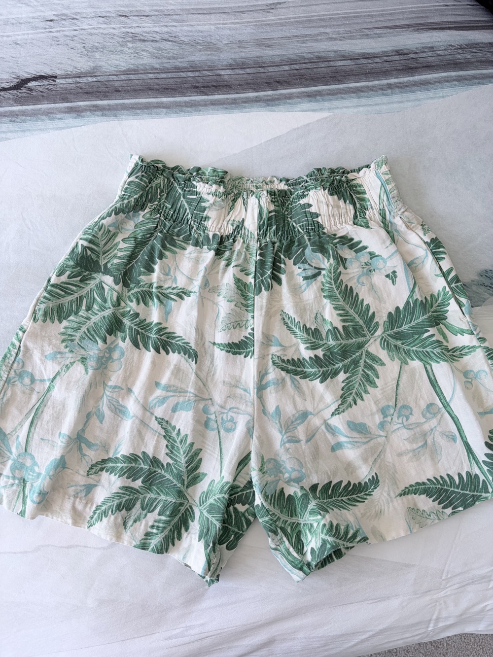 Linen-blend shorts